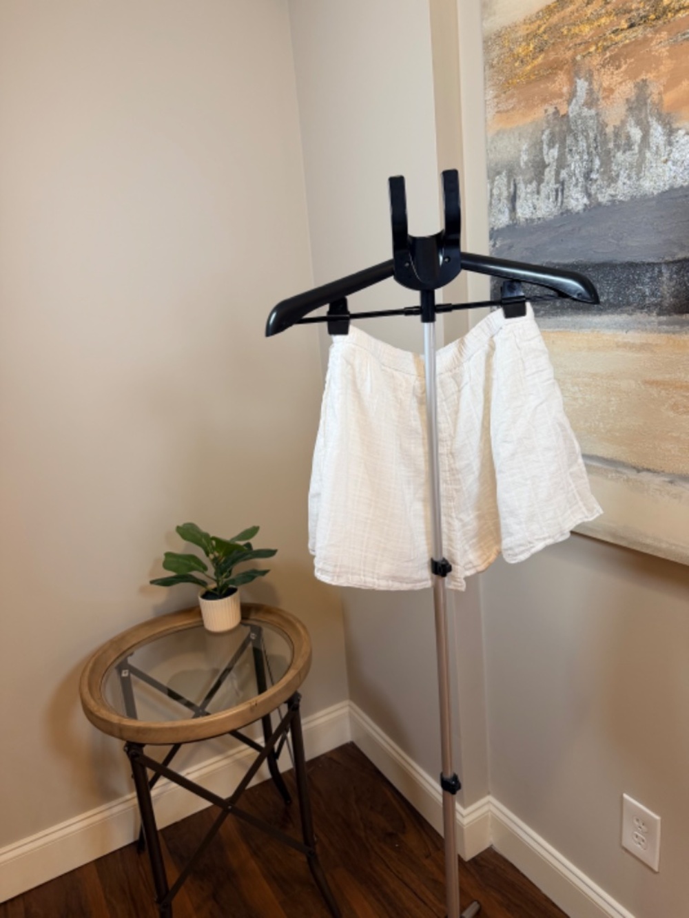 American Eagle White Flowy‎ Shorts Women’s Medium Boho Cottagecore Summer - Picture 2 of 7